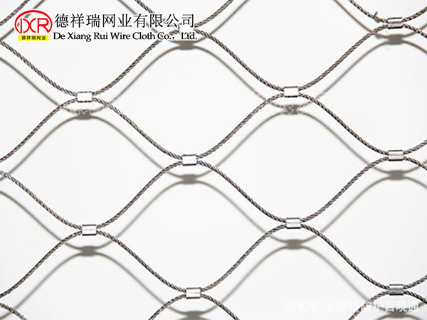 不銹鋼篩網(wǎng)在裝飾行業(yè)是怎么應(yīng)用的